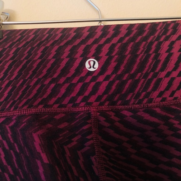 Lululemon Shifted Horizon Crop Leggings Maroon 4 - Picture 7 of 11